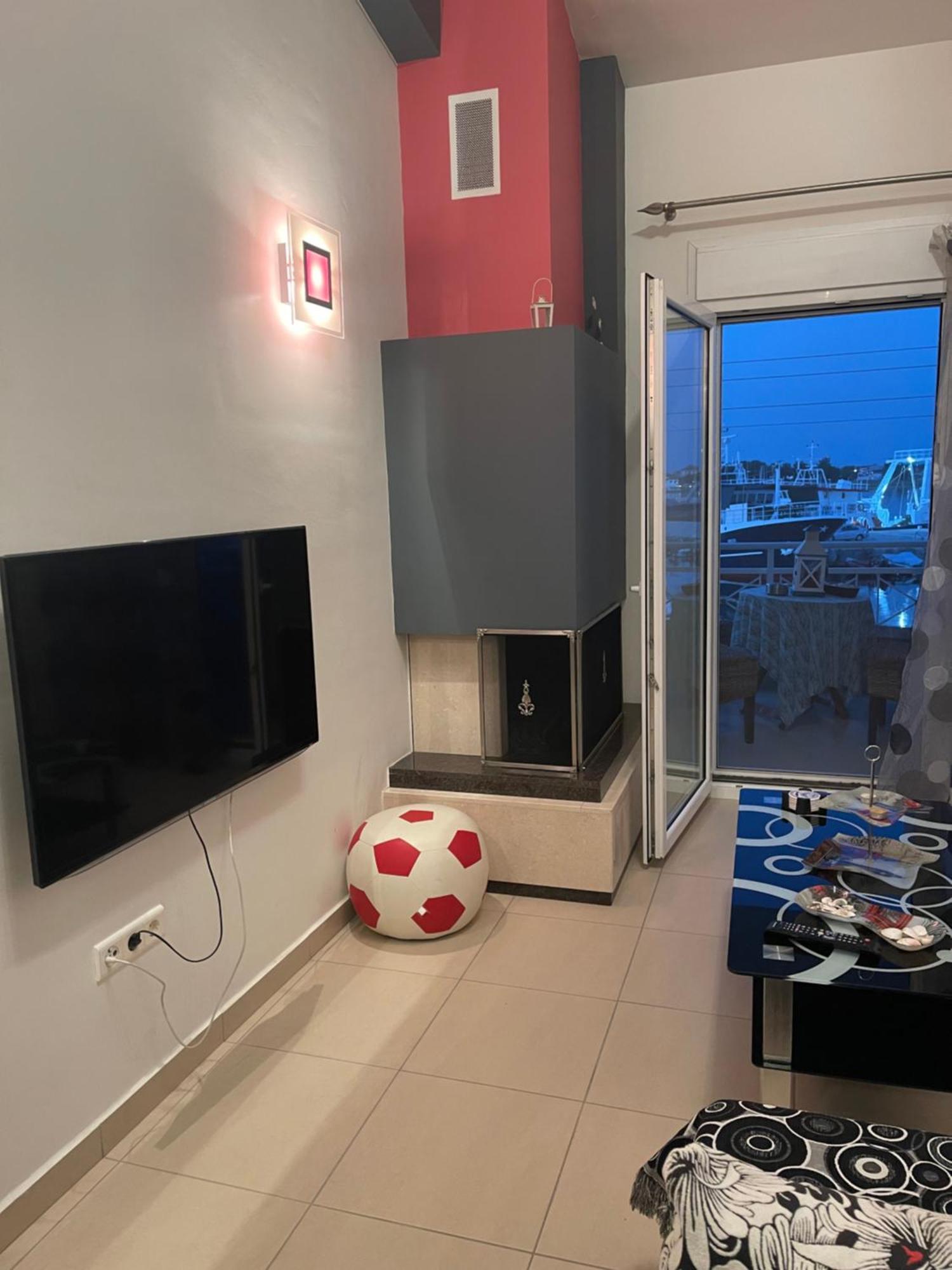 קראמוטי Anna Apartments מראה חיצוני תמונה