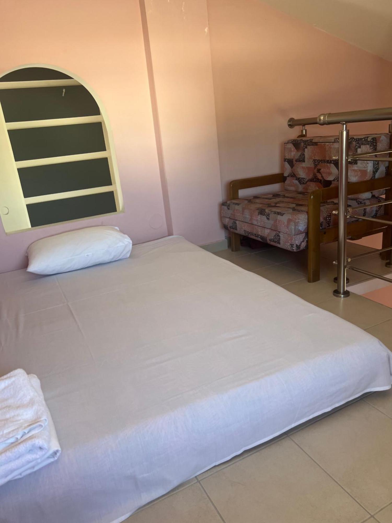 קראמוטי Anna Apartments מראה חיצוני תמונה