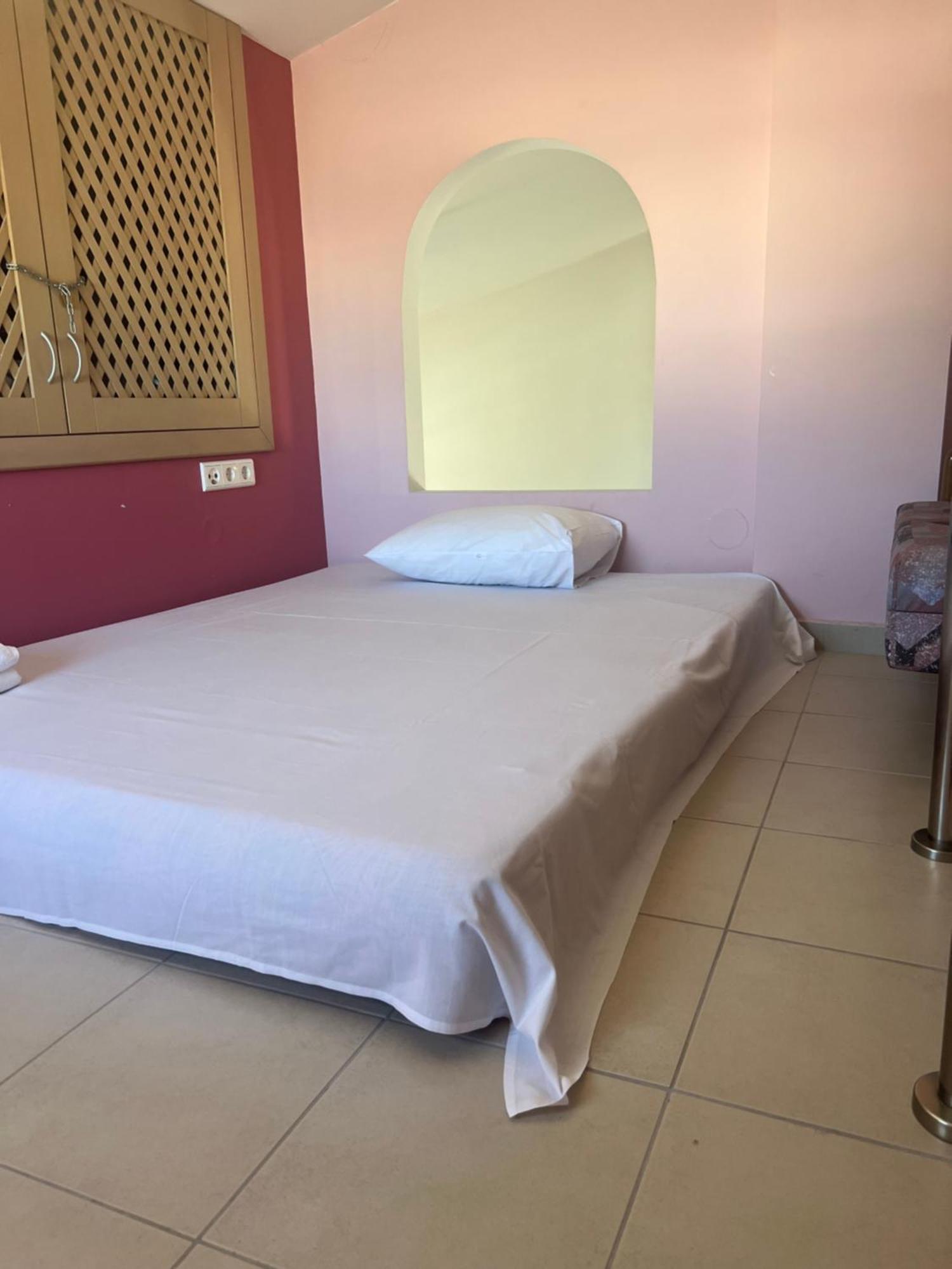 קראמוטי Anna Apartments מראה חיצוני תמונה